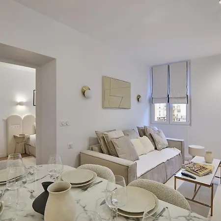 Résidense Au Coeur De By Prestige * Parigi