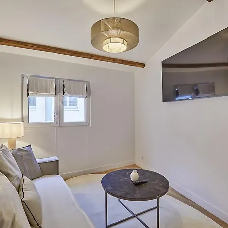 Residense Au Coeur De By Prestige Apartment Paris