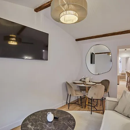 Résidense Au Coeur De By Prestige Parigi